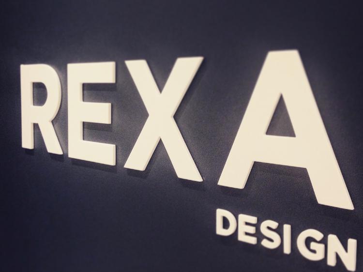 REXA DESIGN e CASAOIKOS: un nuovo spazio espositivo